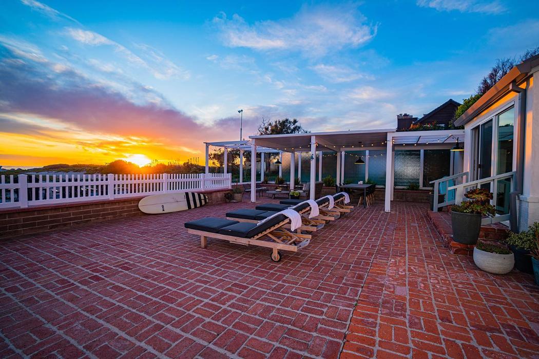 The Gail & Josh Team - Malibu Luxury Real Estate - Malibu, CA