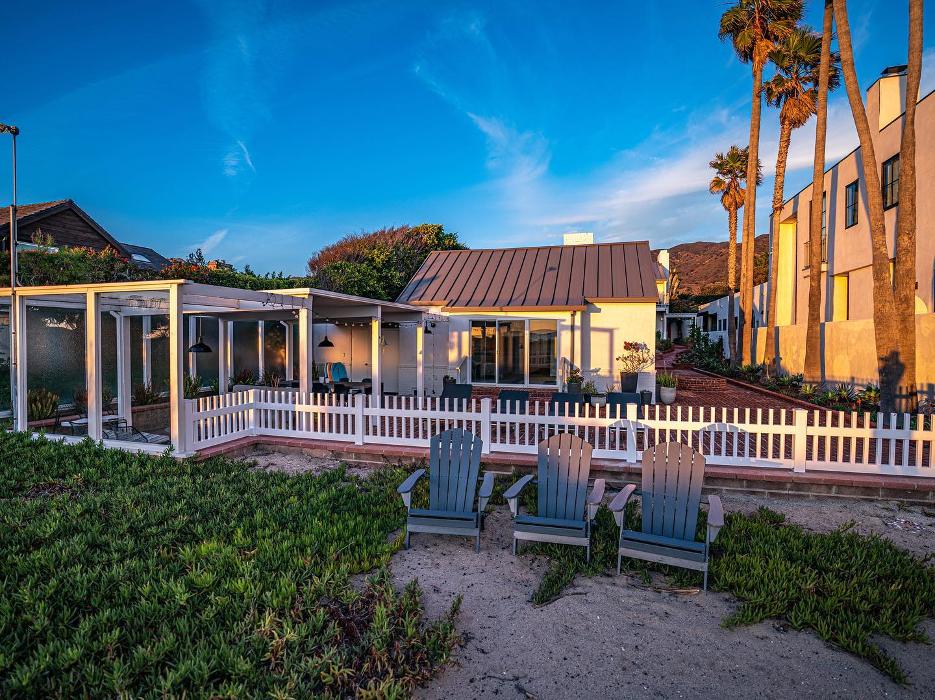 The Gail & Josh Team - Malibu Luxury Real Estate - Malibu, CA