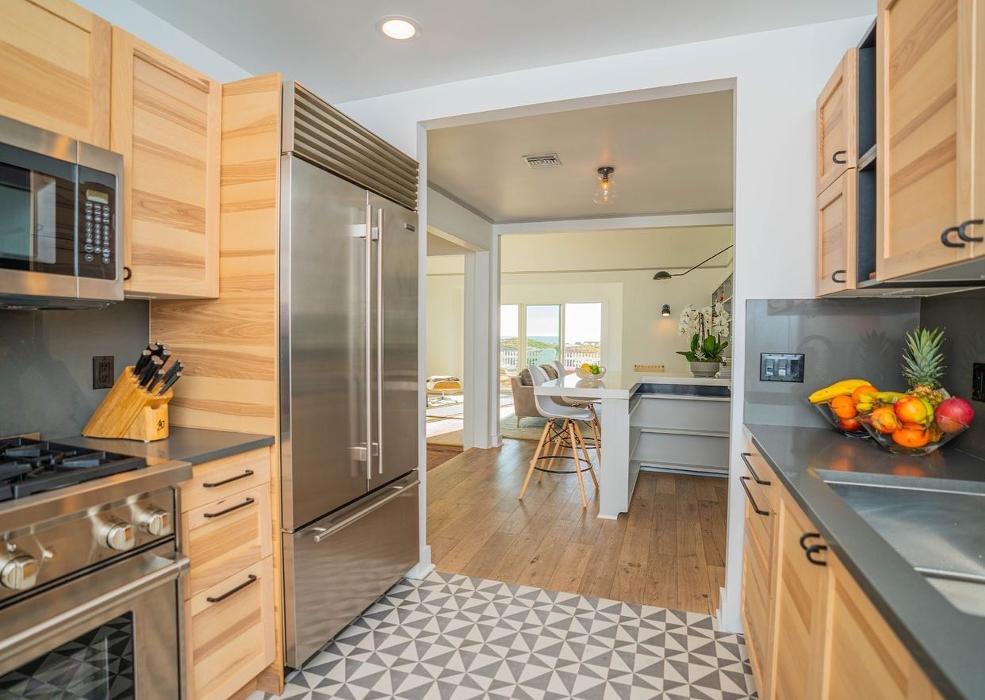 The Gail & Josh Team - Malibu Luxury Real Estate - Malibu, CA