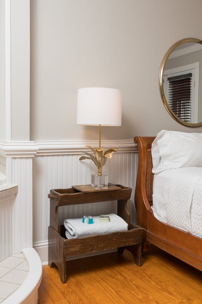 Burrus House Inn Image