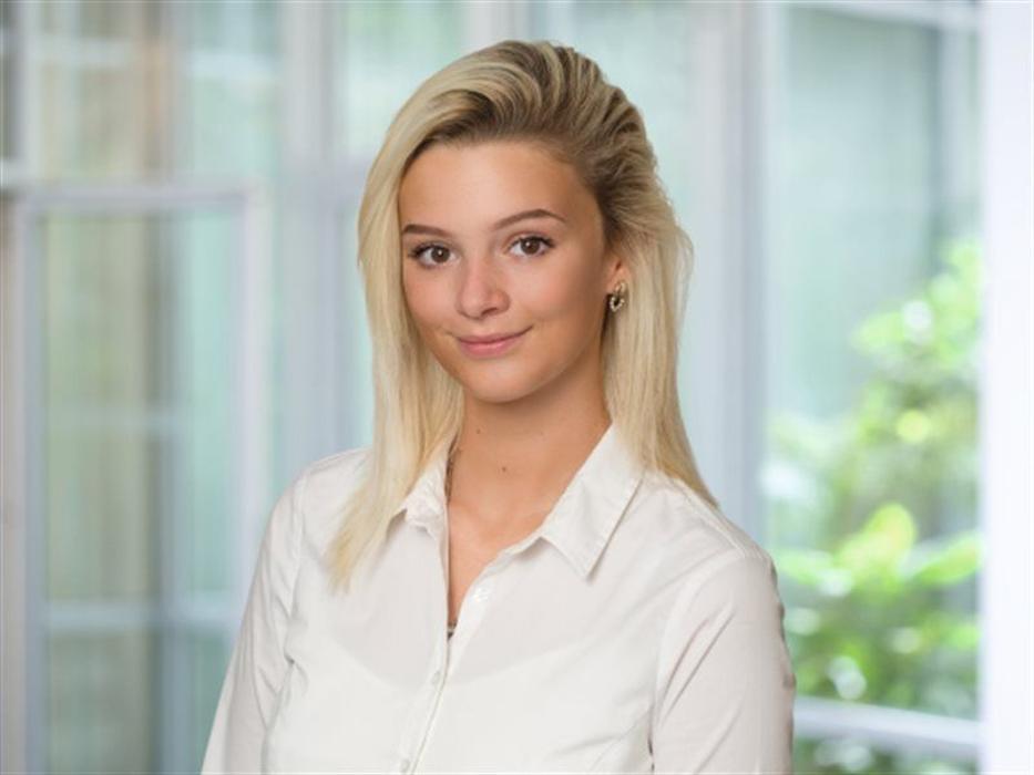 ERGO Versicherung / DKV Sabina Pauli, Friedrichstraße in Bayreuth