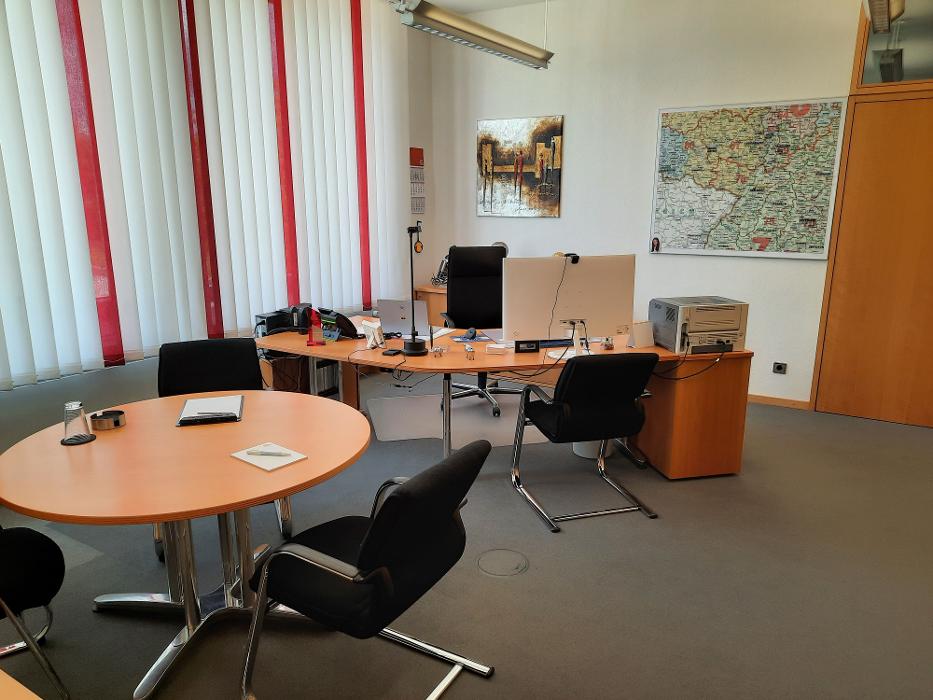 Stefan E. Kamelski: Allfinanz Deutsche Vermögensberatung, Pariser Ring in Baden-Baden