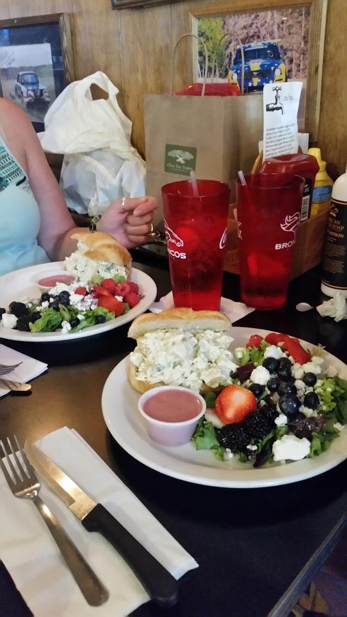 The Keg Lounge - Manitou Springs, CO