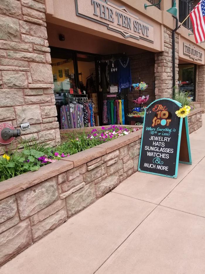 The Keg Lounge - Manitou Springs, CO