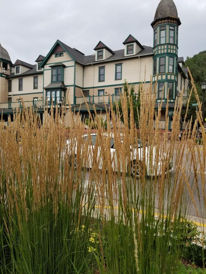 The Keg Lounge - Manitou Springs, CO