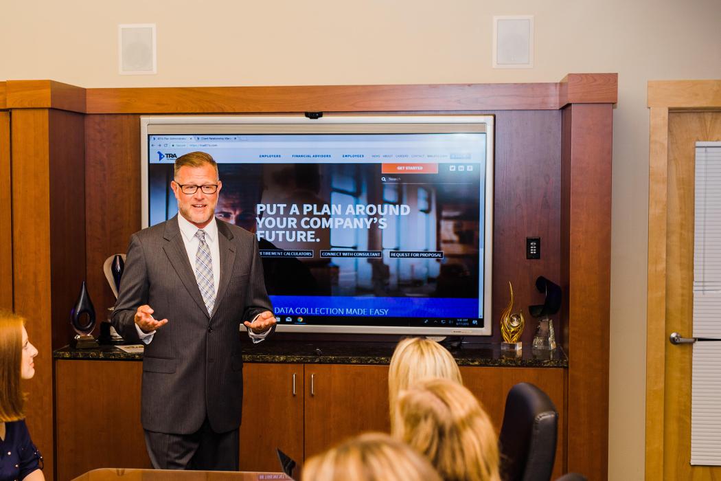 The Retirement Advantage, Inc. Logo