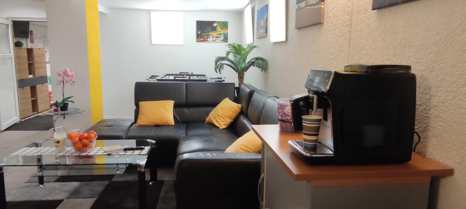 miabus Verkehrsgesellschaft mbH, Hildesheimer Straße in Laatzen