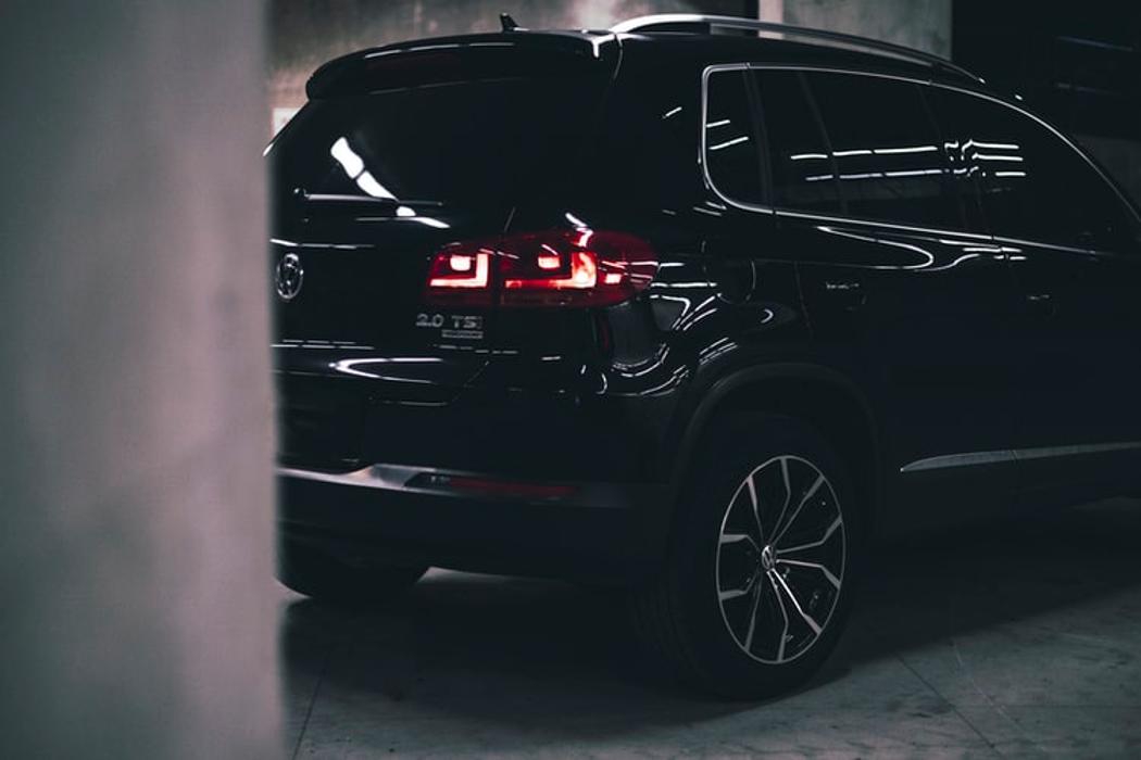 Dr Black Luxury - Matteson, IL