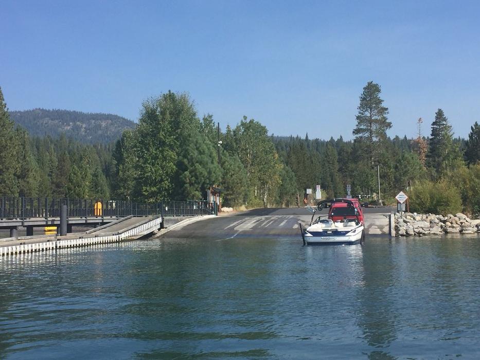 Tahoe Bliss Boat Charters - Tahoe City, CA