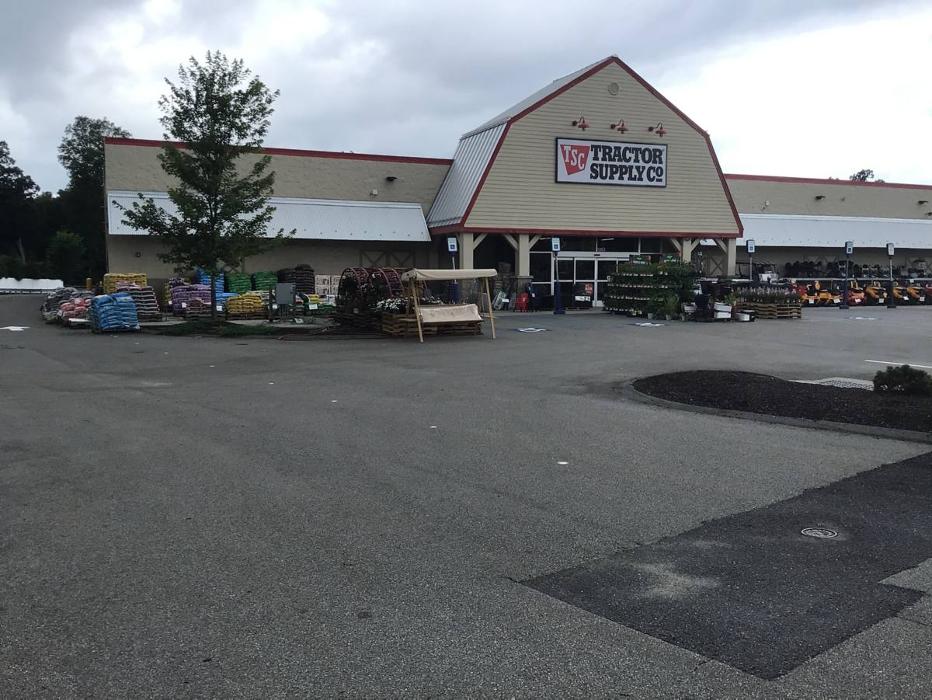 Tractor Supply Co. Image
