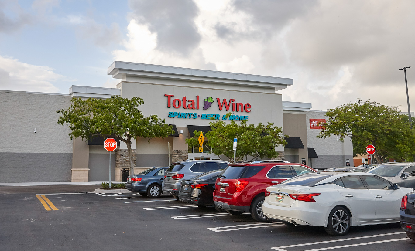 Exterior photo of Total Wine & More store in Doral, Florida