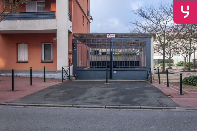 Foto 2 di Yespark