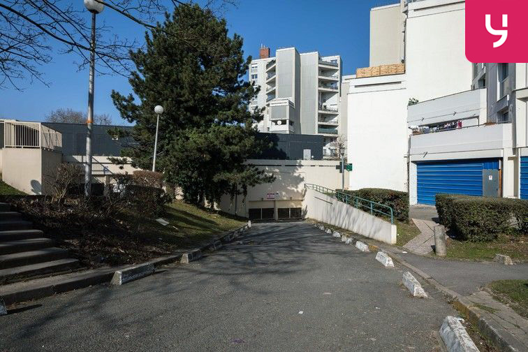 333 Bd De La Boissière 93110 Rosny Sous Bois