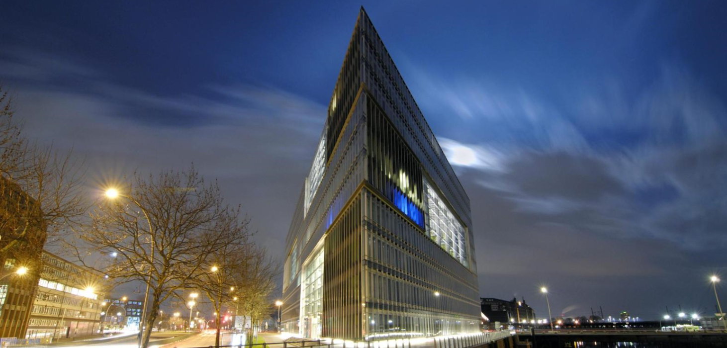 Zentrum für Pränatalmedizin an der Elbe, Willy-Brandt-Straße in Hamburg