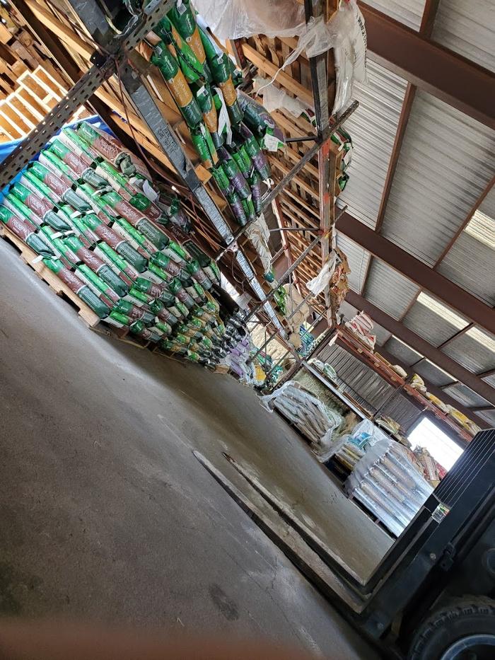 Fix & Feed Bonham Hardware - Bonham, TX