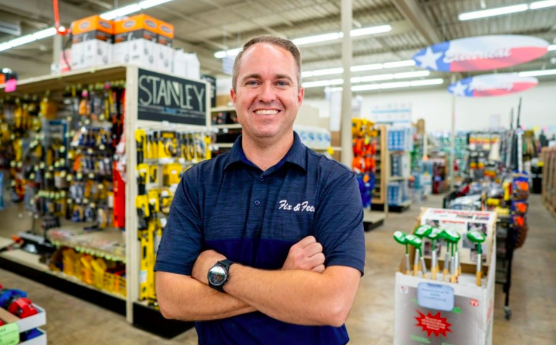 Fix & Feed Bonham Hardware - Bonham, TX