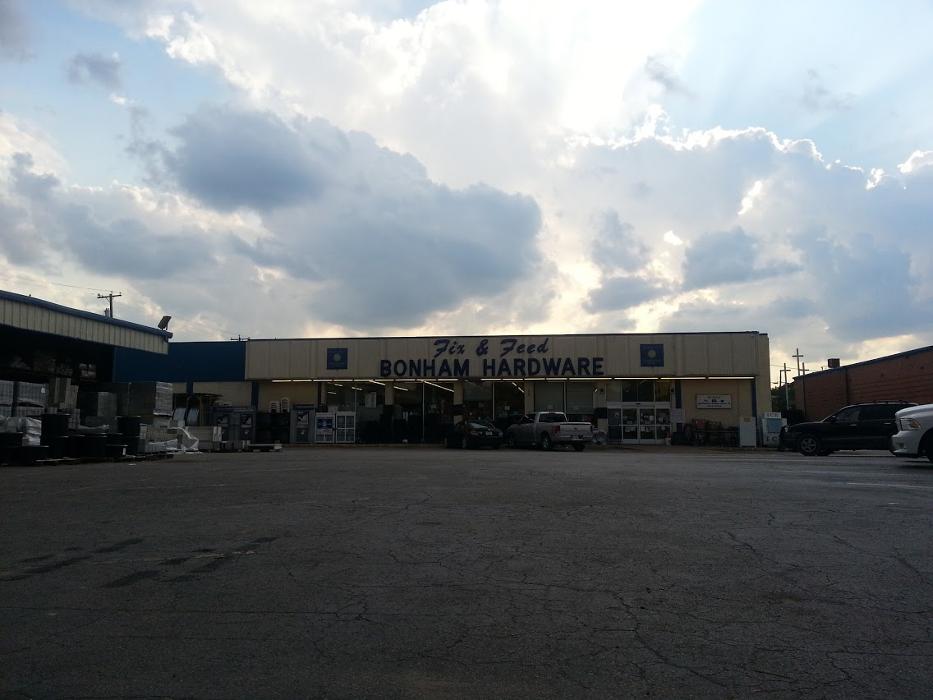 Fix & Feed Bonham Hardware - Bonham, TX