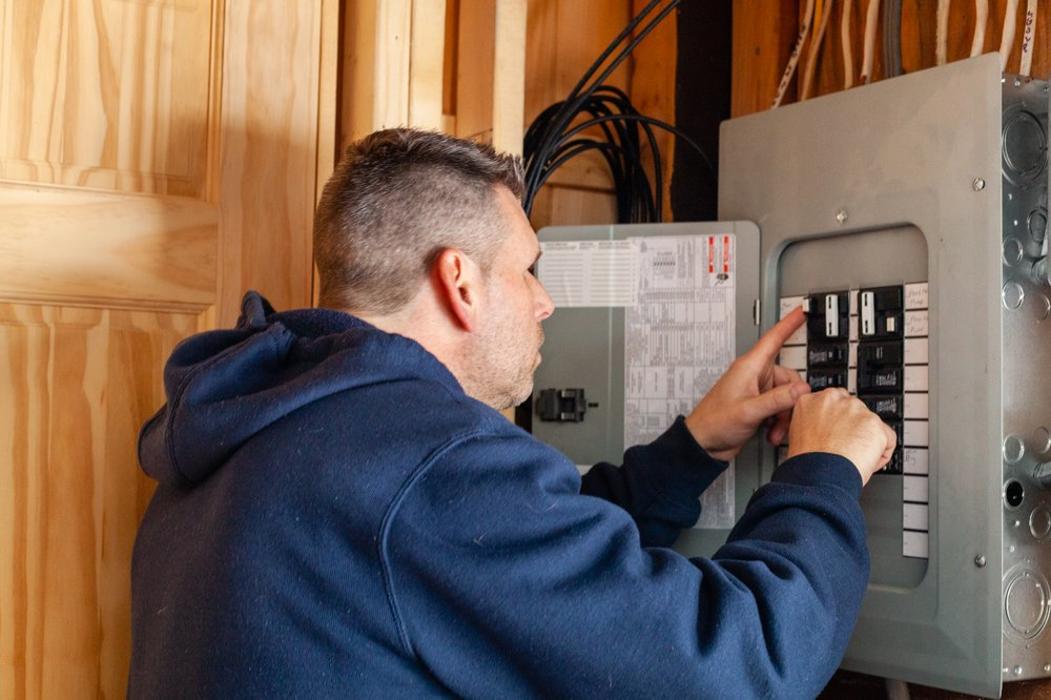 B&K Electric, LLC - Cranston, RI