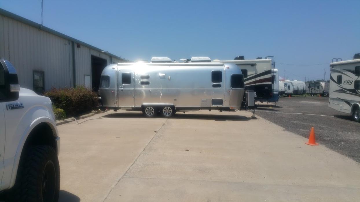 Quest RV Rental - Rockwall, TX