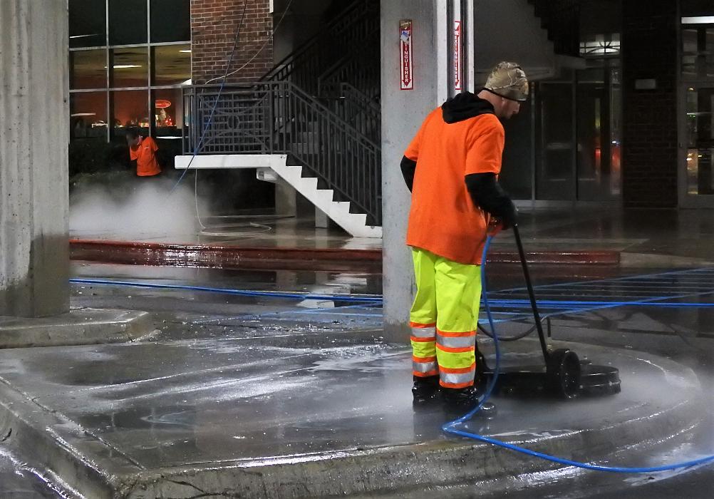 Commercial Pressure Washing | kanowash.com | Huntsville, Alabama