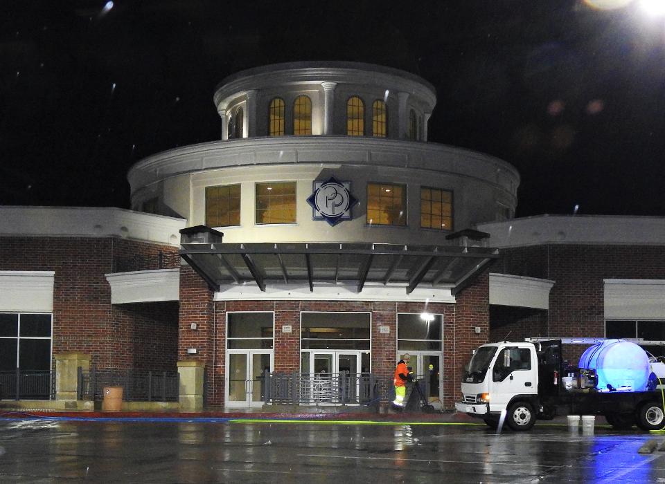 Commercial Pressure Washing | kanowash.com | Huntsville, Alabama