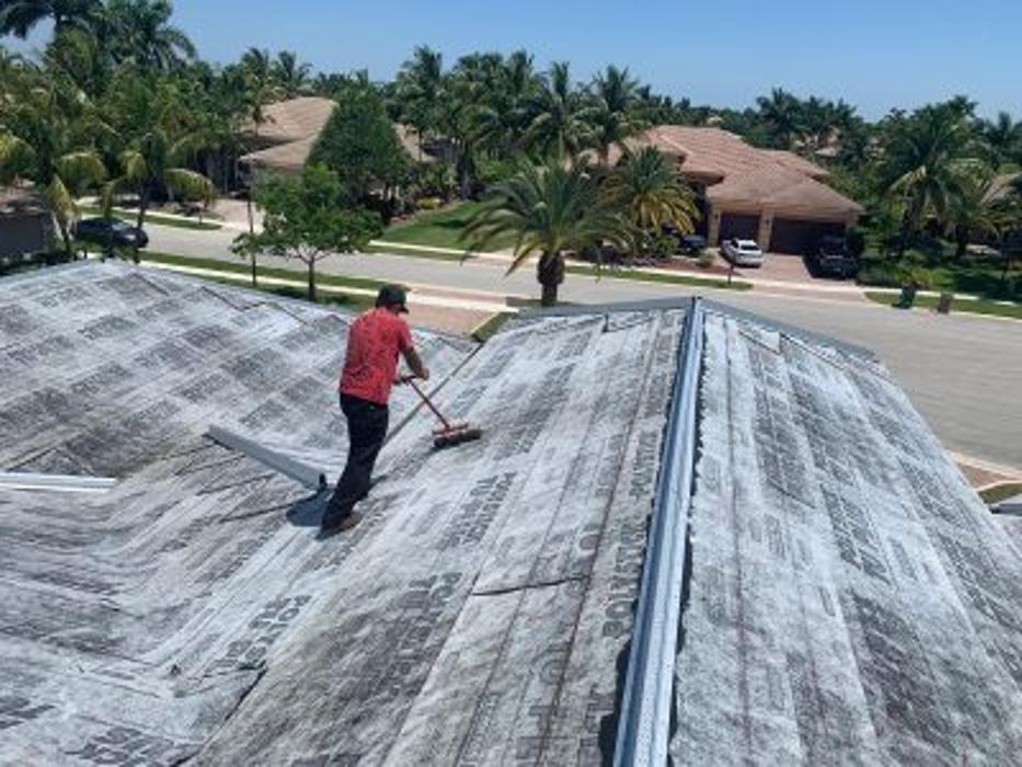Herca Roofing - Miami, FL