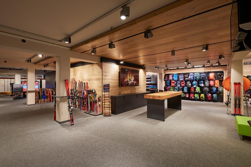 Sporthaus Edinger Söll Talstation, Stampfanger in Söll