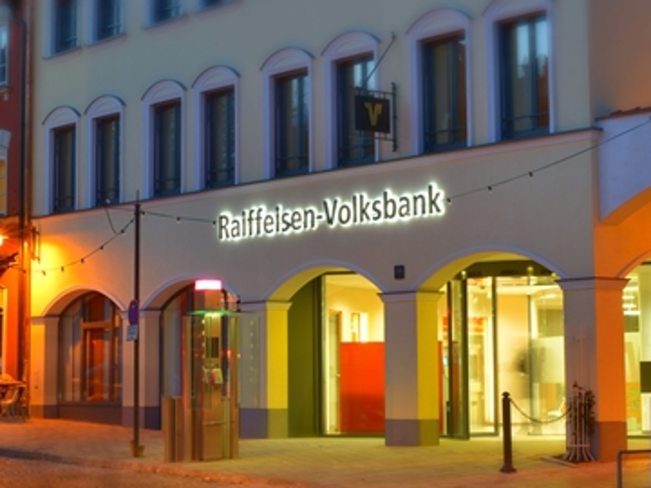Raiffeisen-Volksbank Ebersberg eG, Marienplatz in Ebersberg