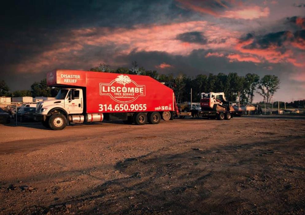 Liscombe Tree Service - Saint Charles, MO