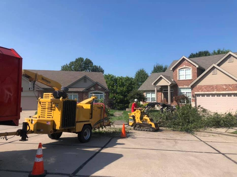 Liscombe Tree Service - Saint Charles, MO