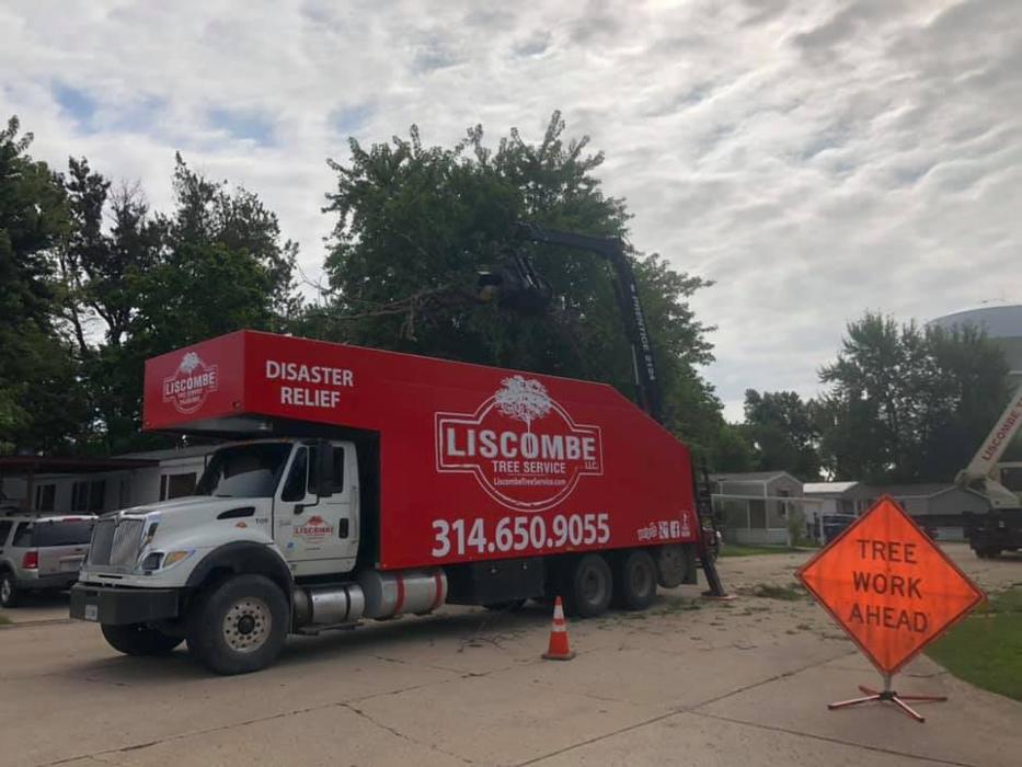 Liscombe Tree Service - Saint Charles, MO