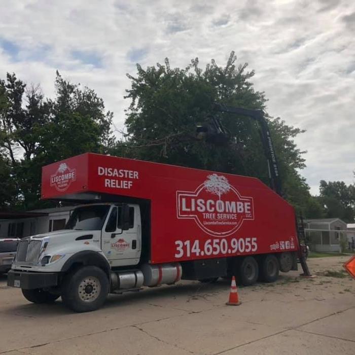 Liscombe Tree Service - Saint Charles, MO
