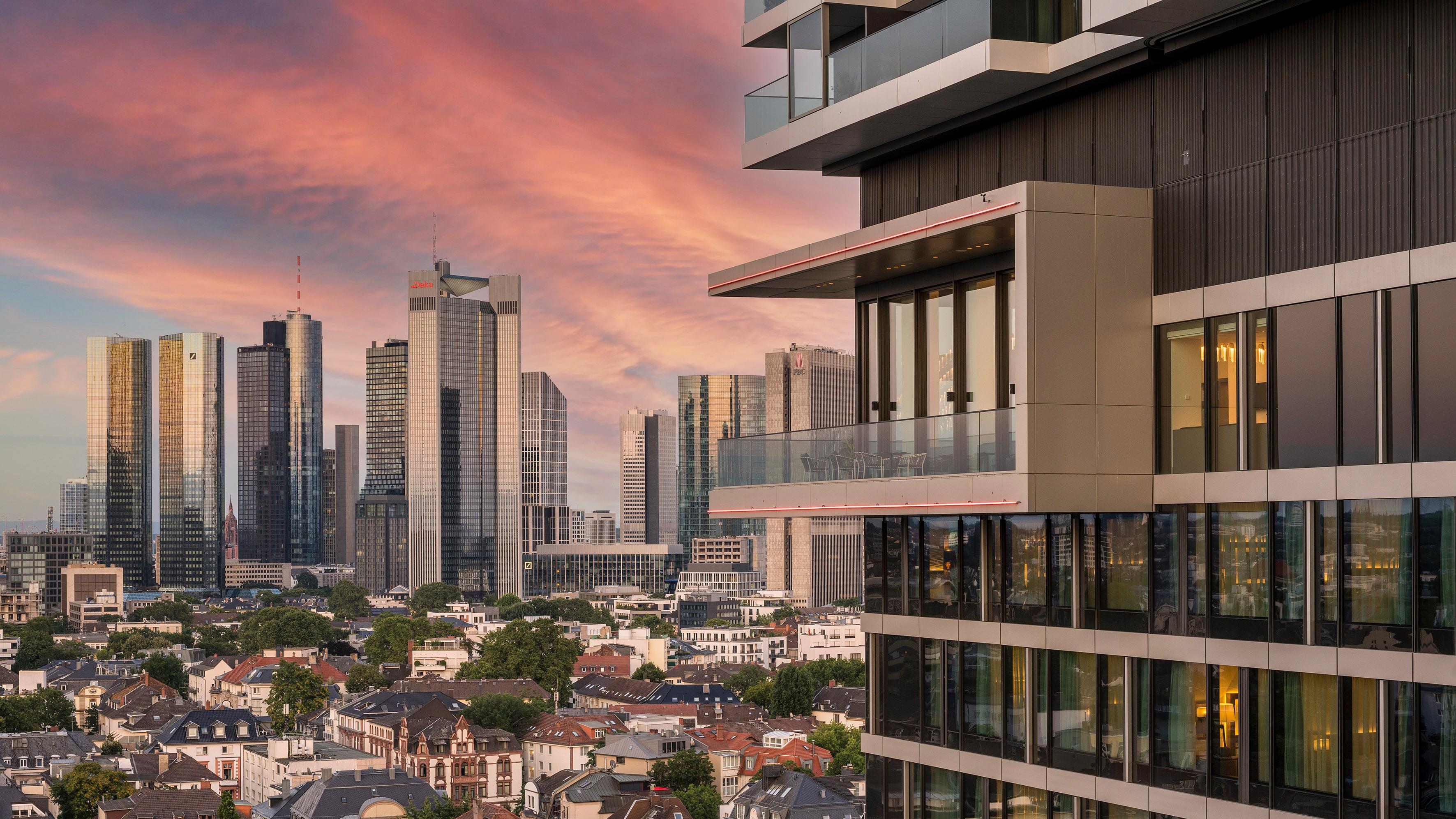 Meliá Frankfurt City, Senckenberganlage in Frankfurt am Main