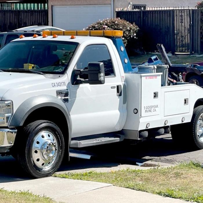 Sal's Road Service - Compton, CA