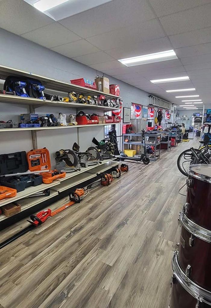 Peninsula Pawn Image