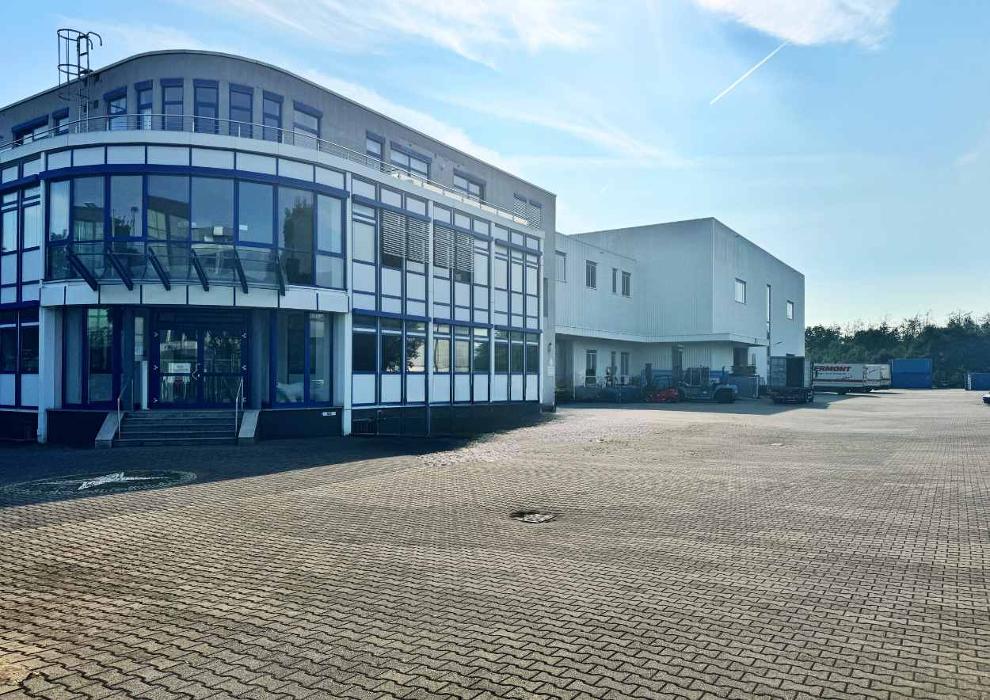 Internationale Spedition H. & C. Fermont GmbH & Co. KG, Niedeckerstraße in Hattersheim am Main