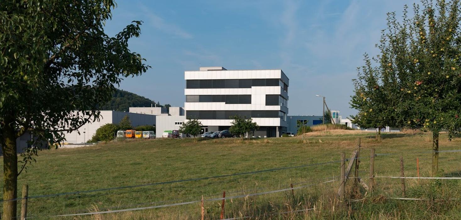 Bechtle Schweiz AG, Feldstrasse in Mägenwil