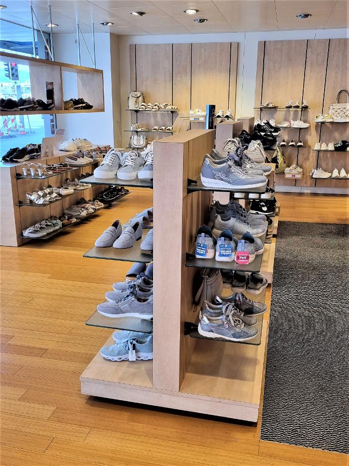 Tiefenbacher Schuhe, Zürcherstrasse in Dietikon