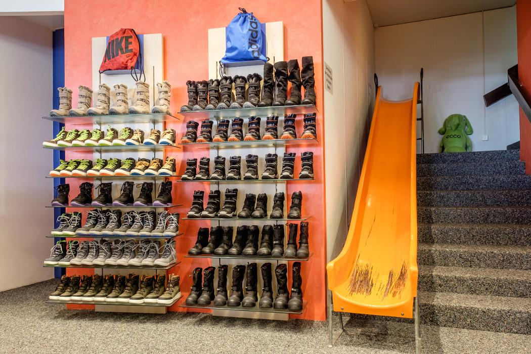 Tiefenbacher Schuhe, Zugerstrasse in Wädenswil