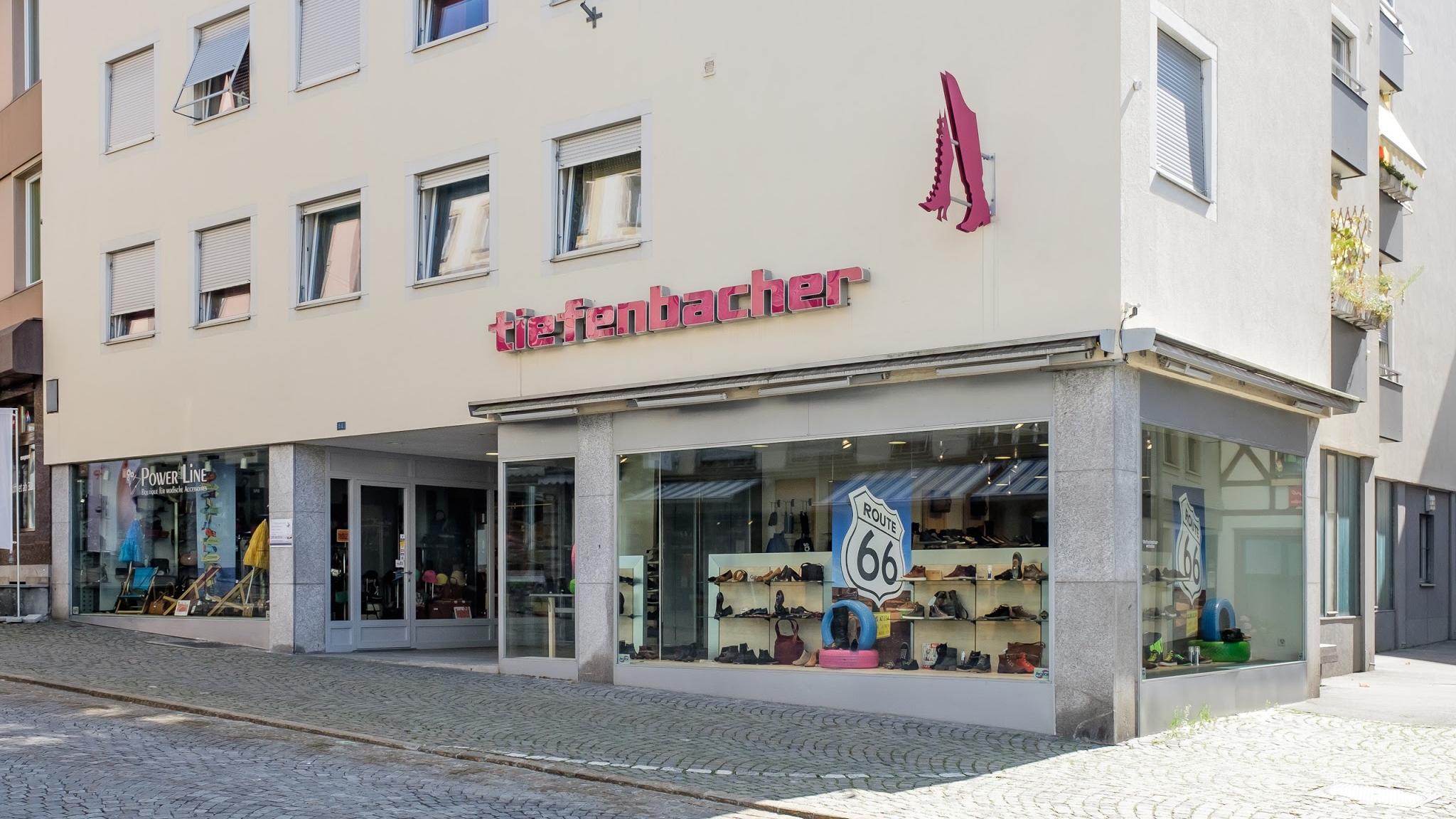 Tiefenbacher Schuhe, Hauptstrasse in Einsiedeln