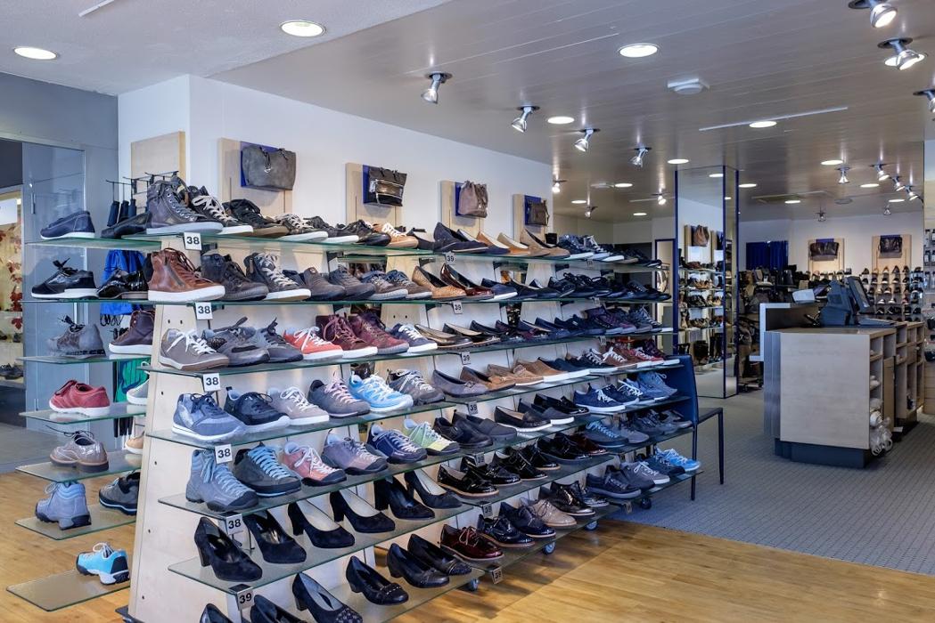 Tiefenbacher Schuhe, Hauptstrasse in Einsiedeln