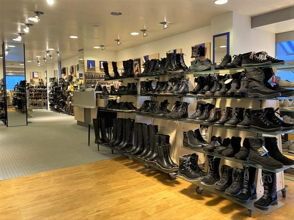 Tiefenbacher Schuhe, Hauptstrasse in Einsiedeln