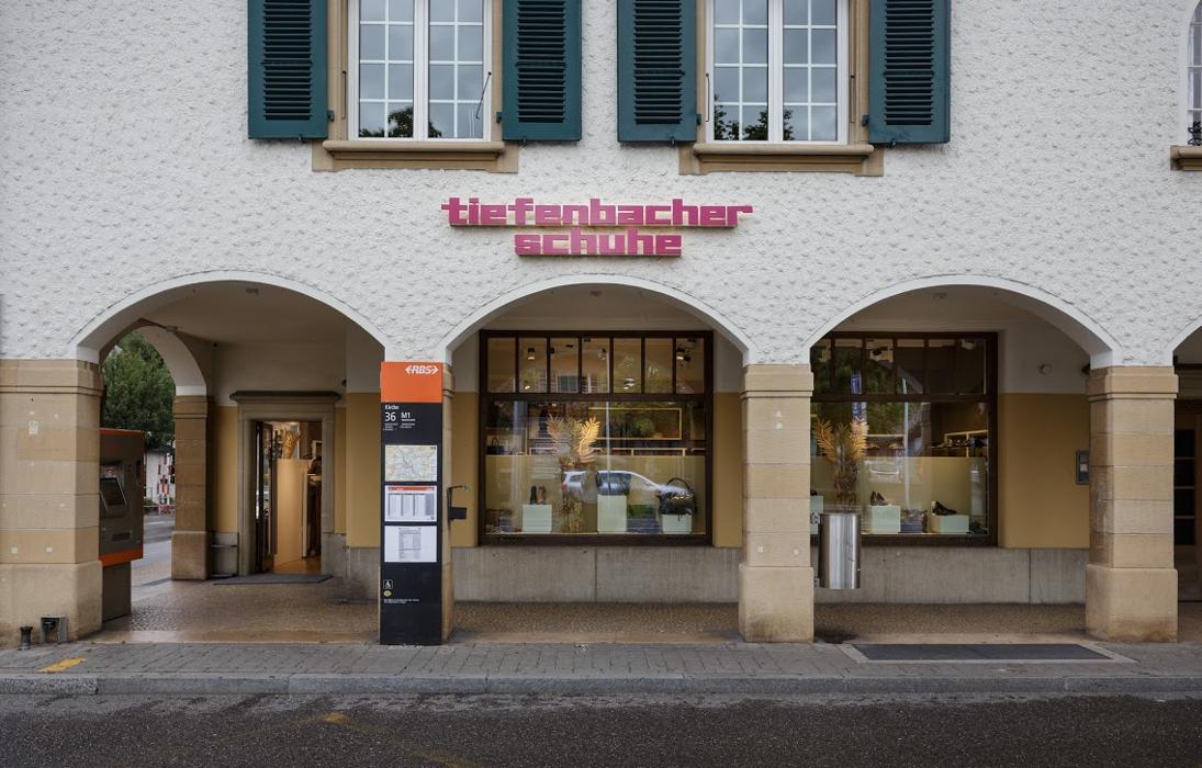 Tiefenbacher Schuhe, Oberdorfstrasse in Münchenbuchsee
