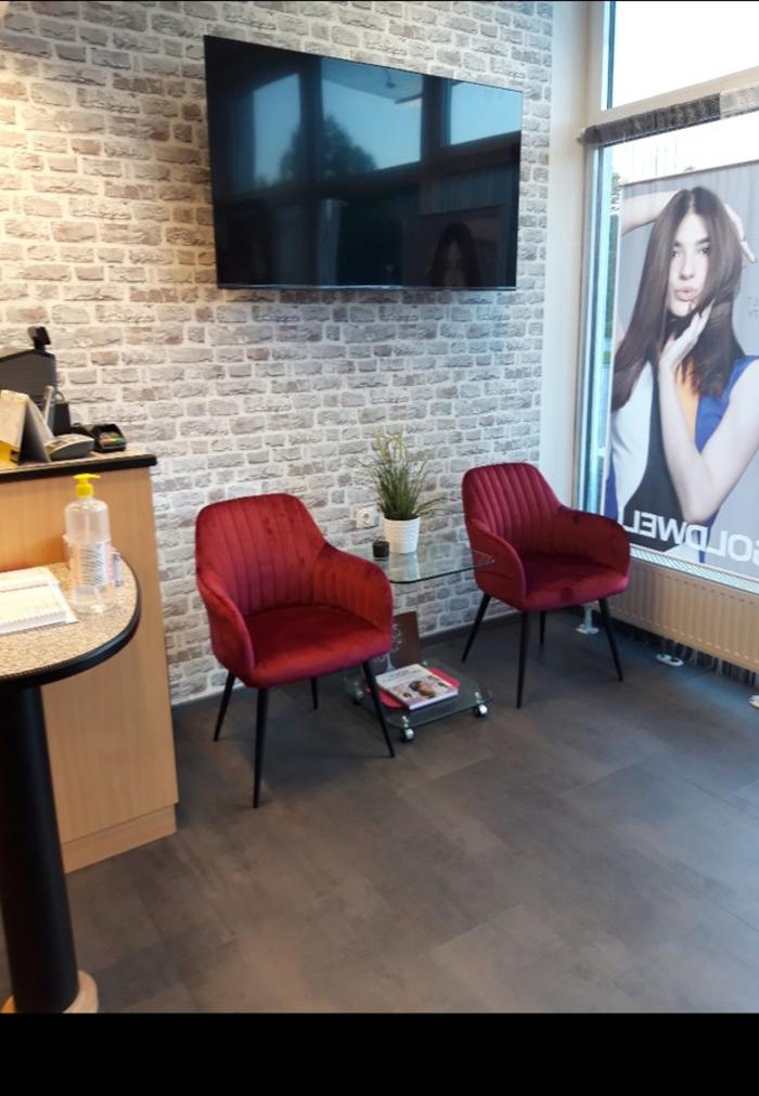 Heidi's Hairdesign, Hauptstraße in Bernstein