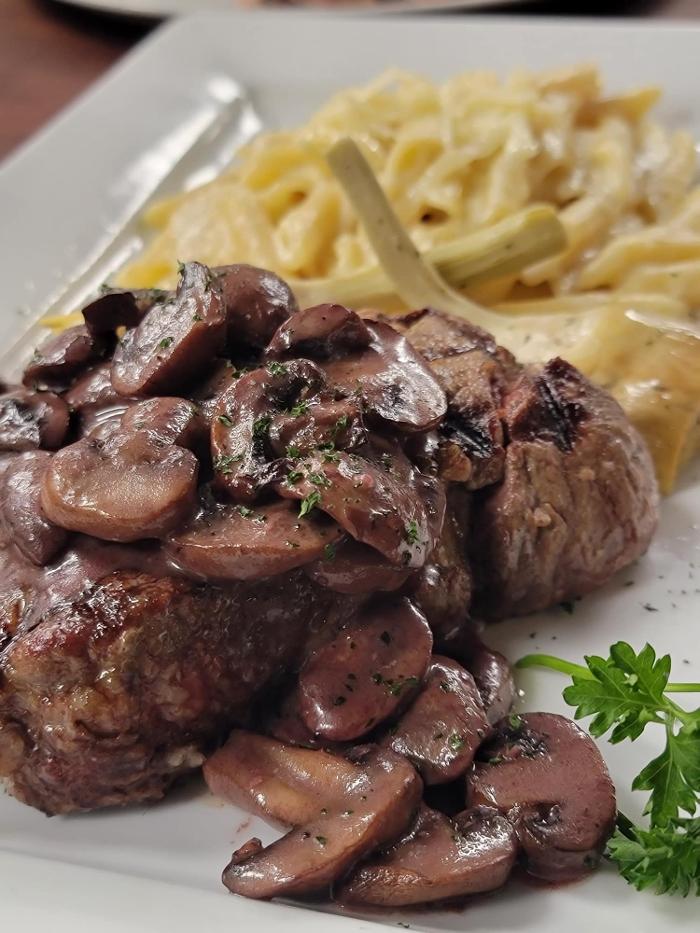 Mimi Forno Italiano - Laveen, AZ