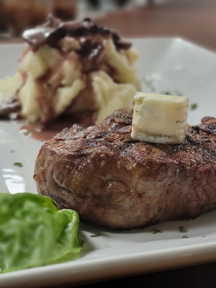 Mimi Forno Italiano - Laveen, AZ