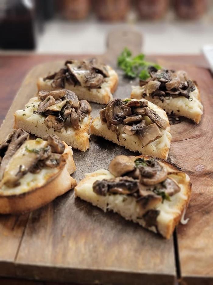 Mimi Forno Italiano - Laveen, AZ