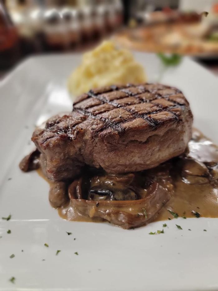 Mimi Forno Italiano - Laveen, AZ