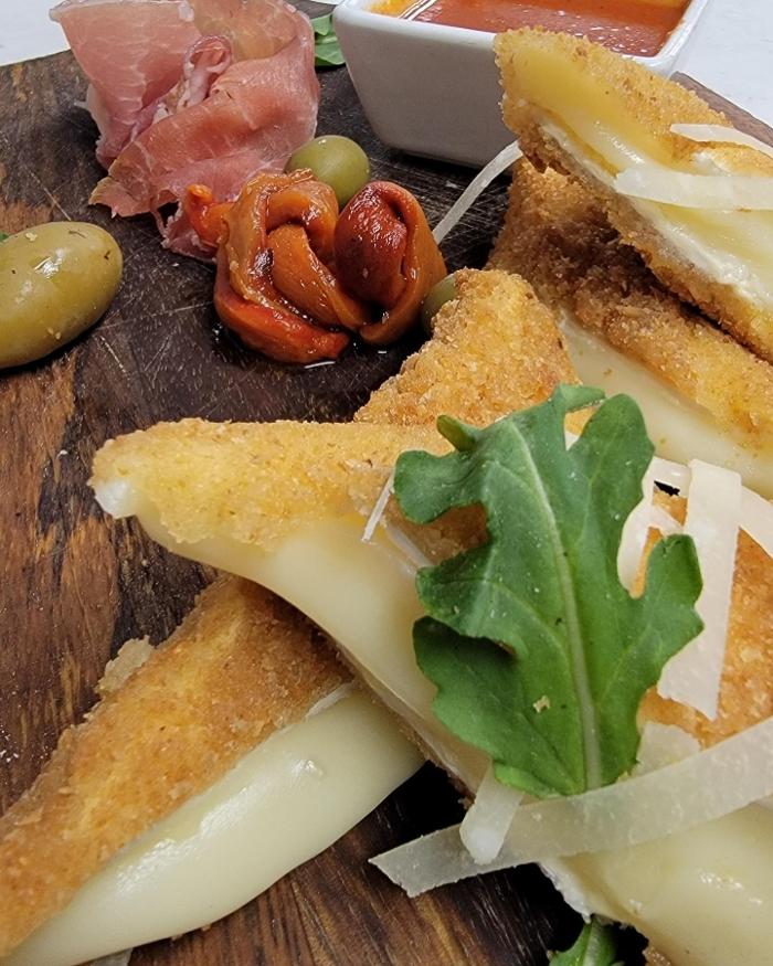 Mimi Forno Italiano - Laveen, AZ