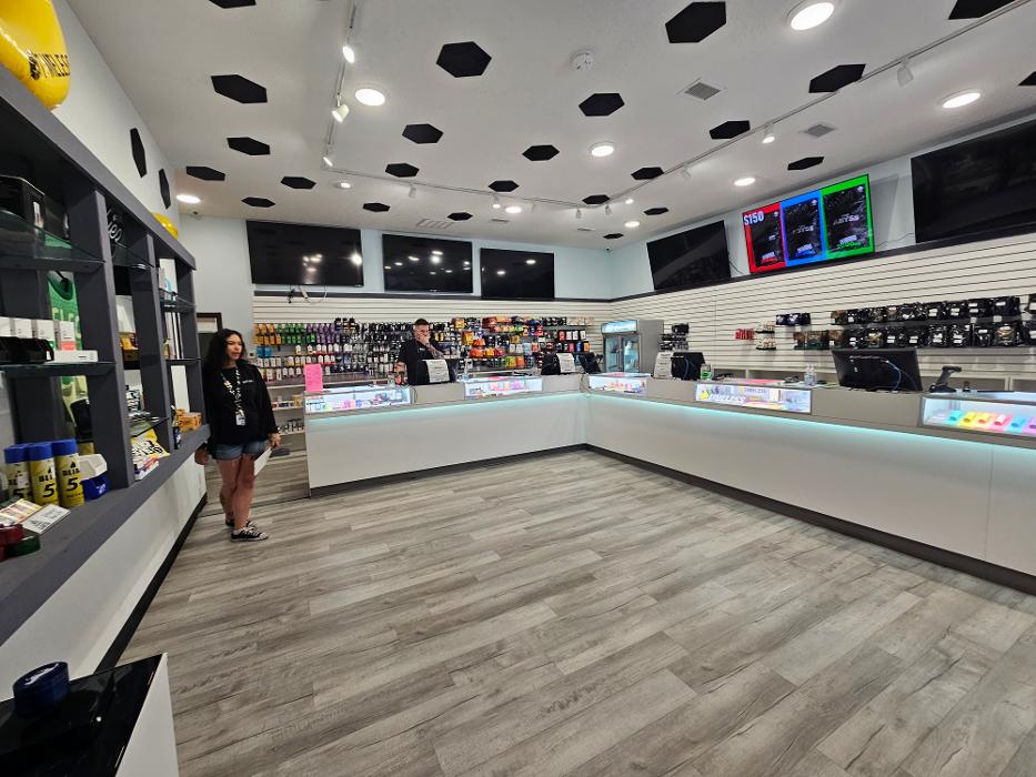 Latitude Dispensary - Osage Beach, MO